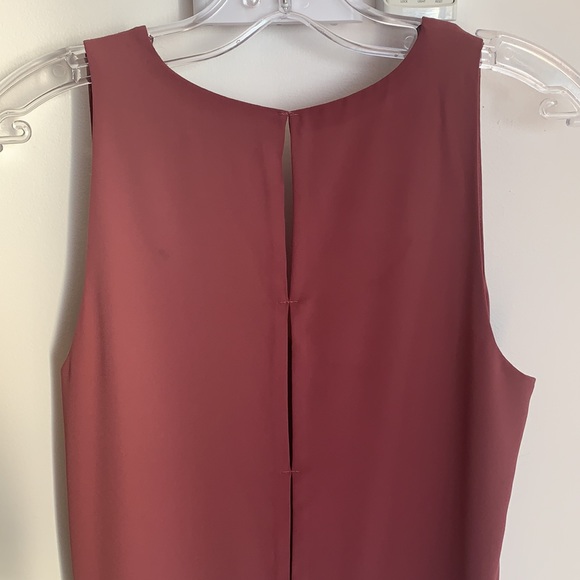 Aritzia Babaton camisole with holes in back - Picture 4 of 8